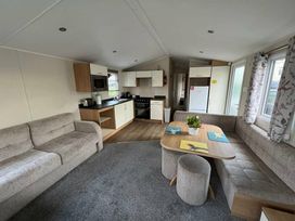 Rockley Park - Holiday Accommodation 17016 - Dorset - 1186182 - thumbnail photo 7