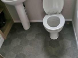 Hafan y Mor Haven - Holiday Accommodation 17017 - North Wales - 1186183 - thumbnail photo 4