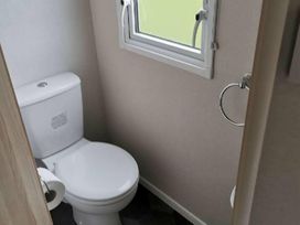 Hafan y Mor Haven - Holiday Accommodation 17017 - North Wales - 1186183 - thumbnail photo 7