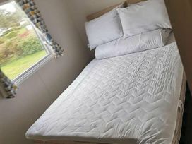 Hafan y Mor Haven - Holiday Accommodation 17017 - North Wales - 1186183 - thumbnail photo 14
