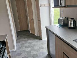 Hafan y Mor Haven - Holiday Accommodation 17017 - North Wales - 1186183 - thumbnail photo 15