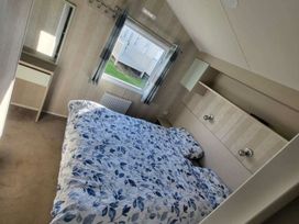 Blue Dolphin Holiday Park - Holiday Accommodation 17029 - North Yorkshire (incl. Whitby) - 1186187 - thumbnail photo 5
