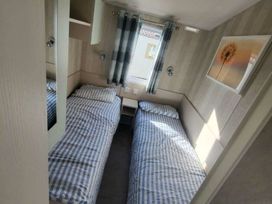 Blue Dolphin Holiday Park - Holiday Accommodation 17029 - North Yorkshire (incl. Whitby) - 1186187 - thumbnail photo 6