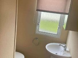 The Grange, Ingoldmells - Holiday Accommodation 17033 - Lincolnshire - 1186189 - thumbnail photo 15