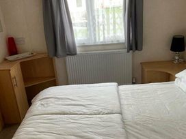 Happy Days Holiday Homes - Holiday Accommodation 17061 - Lincolnshire - 1186195 - thumbnail photo 9