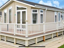 Hoburne Naish - Holiday Accommodation 17064 - Hampshire - 1186197 - thumbnail photo 7