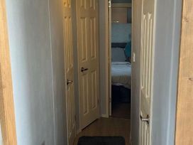 Hopton Holiday Village - Holiday Accommodation 17065 - Suffolk & Essex - 1186198 - thumbnail photo 4
