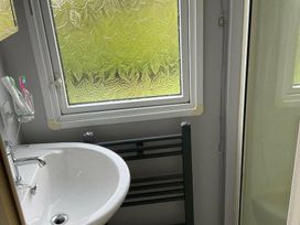 Hopton Holiday Village - Holiday Accommodation 17065 - Suffolk & Essex - 1186198 - thumbnail photo 6