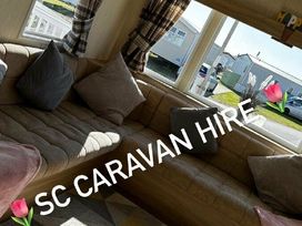 Greenacres Holiday Park - Holiday Accommodation 17074 - North Wales - 1186200 - thumbnail photo 2