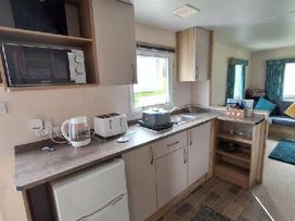 Combe Haven Holiday Park - Holiday Accommodation 17076 - Kent & Sussex - 1186201 - thumbnail photo 4