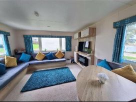 Combe Haven Holiday Park - Holiday Accommodation 17076 - Kent & Sussex - 1186201 - thumbnail photo 6