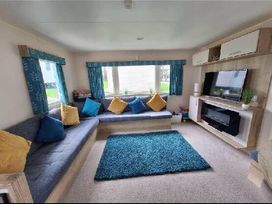 Combe Haven Holiday Park - Holiday Accommodation 17076 - Kent & Sussex - 1186201 - thumbnail photo 8