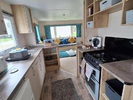 Combe Haven Holiday Park - Holiday Accommodation 17076 - Kent & Sussex - 1186201 - thumbnail photo 9