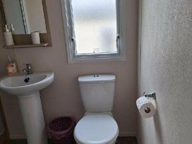 Combe Haven Holiday Park - Holiday Accommodation 17076 - Kent & Sussex - 1186201 - thumbnail photo 14