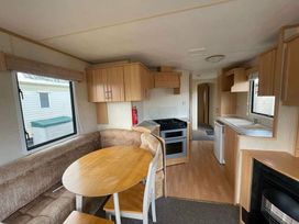 Abbeyford Holiday Park - Holiday Accommodation 17094 - North Wales - 1186207 - thumbnail photo 4