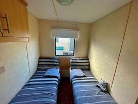 Abbeyford Holiday Park - Holiday Accommodation 17094 - North Wales - 1186207 - thumbnail photo 6
