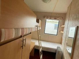 Abbeyford Holiday Park - Holiday Accommodation 17094 - North Wales - 1186207 - thumbnail photo 9