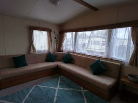 Seal Bay Resort - Holiday Accommodation 17096 - Hampshire - 1186209 - thumbnail photo 3