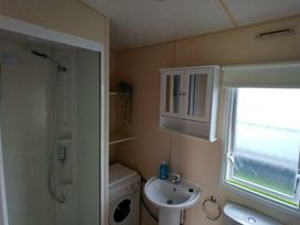Seal Bay Resort - Holiday Accommodation 17096 - Hampshire - 1186209 - thumbnail photo 6