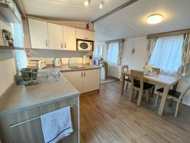 Aberdunant Hall Holiday Park - Holiday Accommodation 17100 - North Wales - 1186211 - thumbnail photo 13