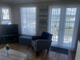 Port Haverigg Holiday Village - Holiday Accommodation 17113 - Lake District - 1186214 - thumbnail photo 4