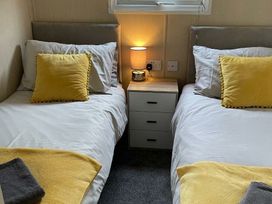 Port Haverigg Holiday Village - Holiday Accommodation 17113 - Lake District - 1186214 - thumbnail photo 10