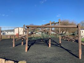 Port Haverigg Holiday Village - Holiday Accommodation 17113 - Lake District - 1186214 - thumbnail photo 16