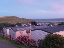 Freshwater Beach Holiday Park - Holiday Accommodation 17114 - Dorset - 1186215 - thumbnail photo 3