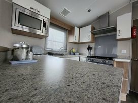 Freshwater Beach Holiday Park - Holiday Accommodation 17114 - Dorset - 1186215 - thumbnail photo 8
