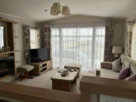 Freshwater Beach Holiday Park - Holiday Accommodation 17116 - Dorset - 1186216 - thumbnail photo 6