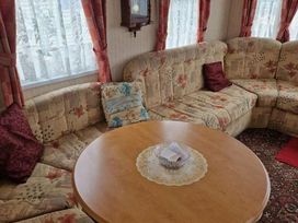 Summerlands Caravan Park - Holiday Accommodation 17138 - Lincolnshire - 1186221 - thumbnail photo 2
