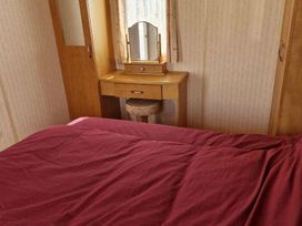Summerlands Caravan Park - Holiday Accommodation 17138 - Lincolnshire - 1186221 - thumbnail photo 6