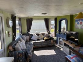 Seaview Caravan Park - Holiday Accommodation 17141 - Lincolnshire - 1186224 - thumbnail photo 2