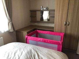 Butlins Skegness - Holiday Accommodation 17146 - Lincolnshire - 1186225 - thumbnail photo 7
