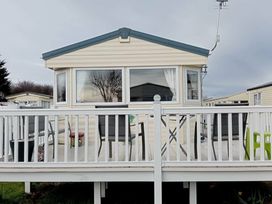 Marine Holiday Park - Holiday Accommodation 17147 - North Wales - 1186226 - thumbnail photo 1