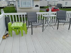 Marine Holiday Park - Holiday Accommodation 17147 - North Wales - 1186226 - thumbnail photo 3