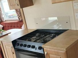 Marine Holiday Park - Holiday Accommodation 17147 - North Wales - 1186226 - thumbnail photo 8