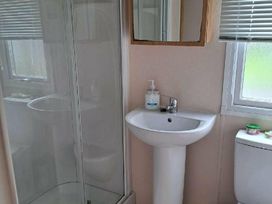 Marine Holiday Park - Holiday Accommodation 17147 - North Wales - 1186226 - thumbnail photo 14