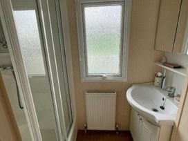 Lyons Sunnysands Holiday Park - Holiday Accommodation 17148 - Mid Wales - 1186227 - thumbnail photo 6
