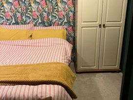Golden Gate Holiday Centre - Holiday Accommodation 17151 - North Wales - 1186228 - thumbnail photo 13