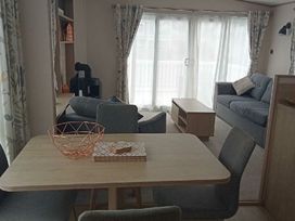 Pentire Costal Holiday Park - Holiday Accommodation 17170 - Cornwall - 1186232 - thumbnail photo 3