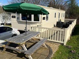 Hafan y Mor Haven - Holiday Accommodation 17172 - North Wales - 1186233 - thumbnail photo 1