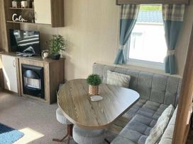 Hafan y Mor Haven - Holiday Accommodation 17172 - North Wales - 1186233 - thumbnail photo 9