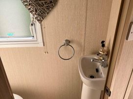 Hafan y Mor Haven - Holiday Accommodation 17172 - North Wales - 1186233 - thumbnail photo 15