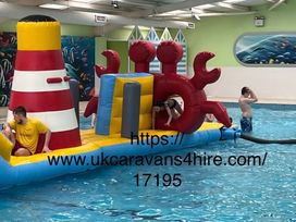 Marton Mere Holiday Village - Holiday Accommodation 17195 - Lake District - 1186239 - thumbnail photo 19