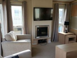 Presthaven Beach Resort - Holiday Accommodation 17202 - North Wales - 1186241 - thumbnail photo 7