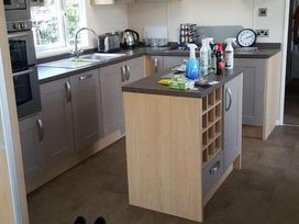 Presthaven Beach Resort - Holiday Accommodation 17202 - North Wales - 1186241 - thumbnail photo 9