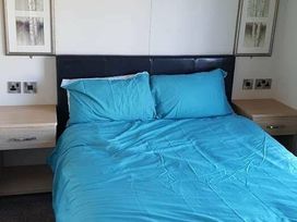 Presthaven Beach Resort - Holiday Accommodation 17202 - North Wales - 1186241 - thumbnail photo 10