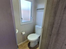 Unity Holiday Resort - Holiday Accommodation 17205 - Somerset & Wiltshire - 1186242 - thumbnail photo 19