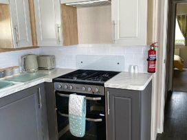 Primrose Valley Holiday Park - Holiday Accommodation 17209 - North Yorkshire (incl. Whitby) - 1186243 - thumbnail photo 9